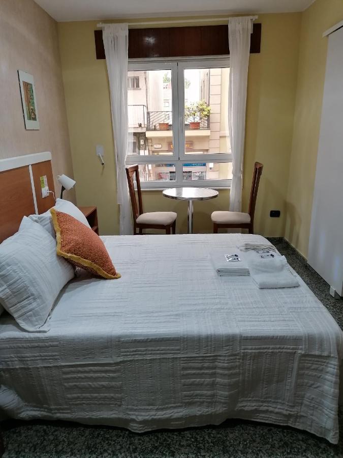 Cuatro Caminos Ξενοδοχείο Sarria Εξωτερικό φωτογραφία
